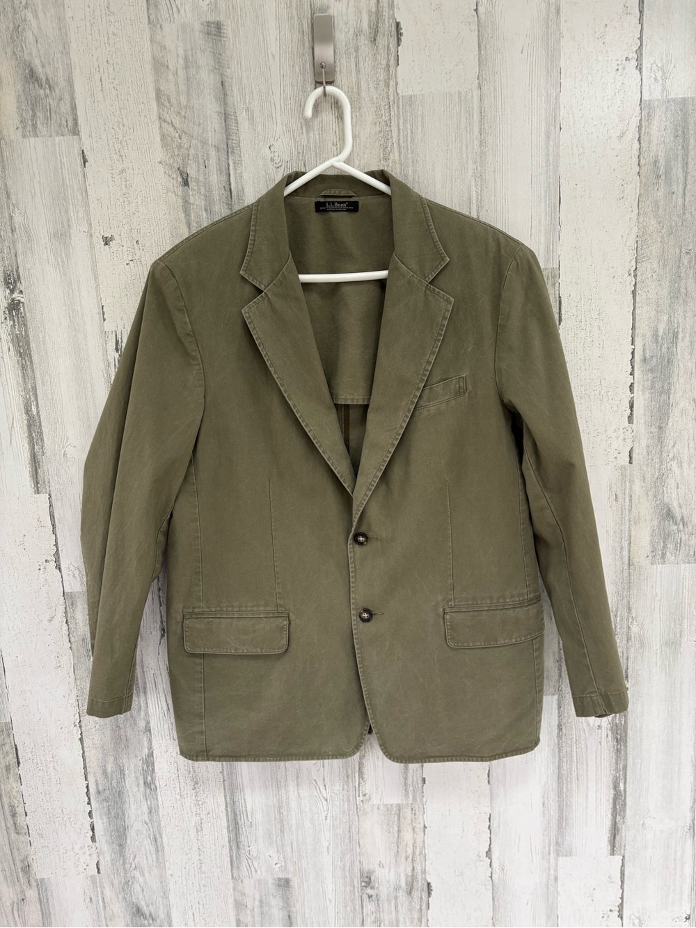 L.L. Bean Men’s Size 42 Vintage 2 Button Blazer In Light Olive 100% Cotton